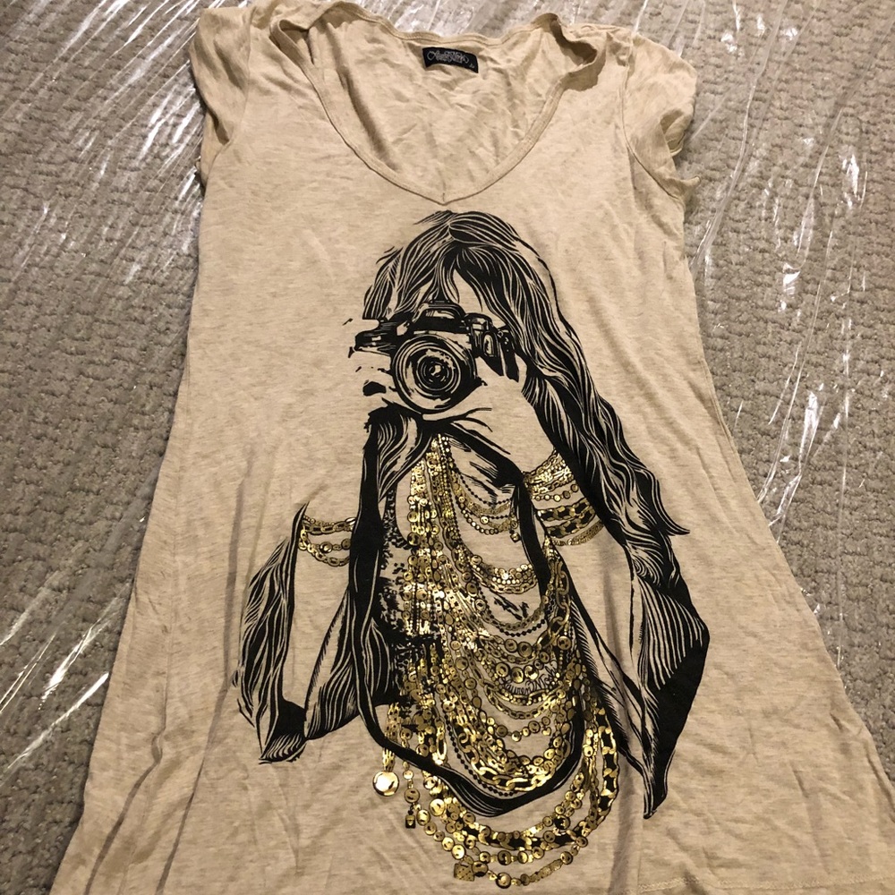 Lauren Moshi Tan Camera girl Tee Small